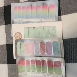 Pastel nail wraps 4 pack